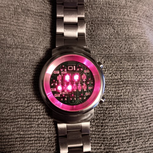 Orologio binario 2002 01 - di,